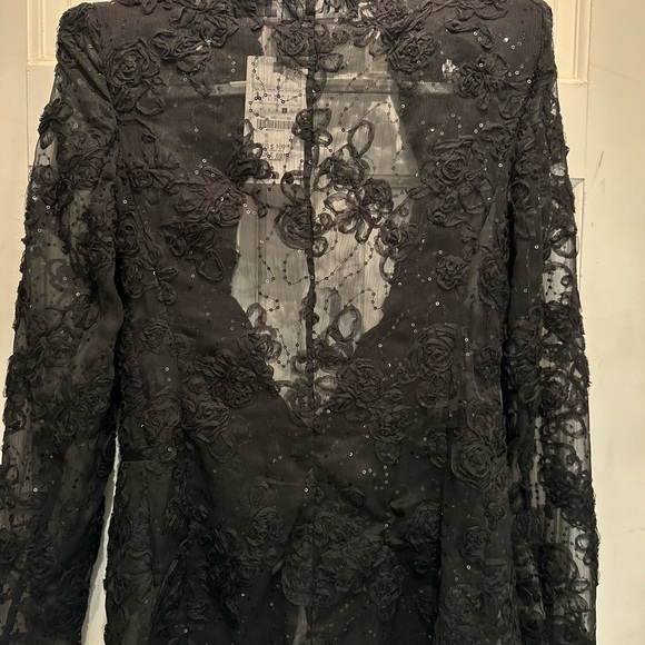 NEW ZARA Semi Sheer Structured Blazer w/ Sequins and 3D Flower Detail Size M/L - Picture 3 of 7